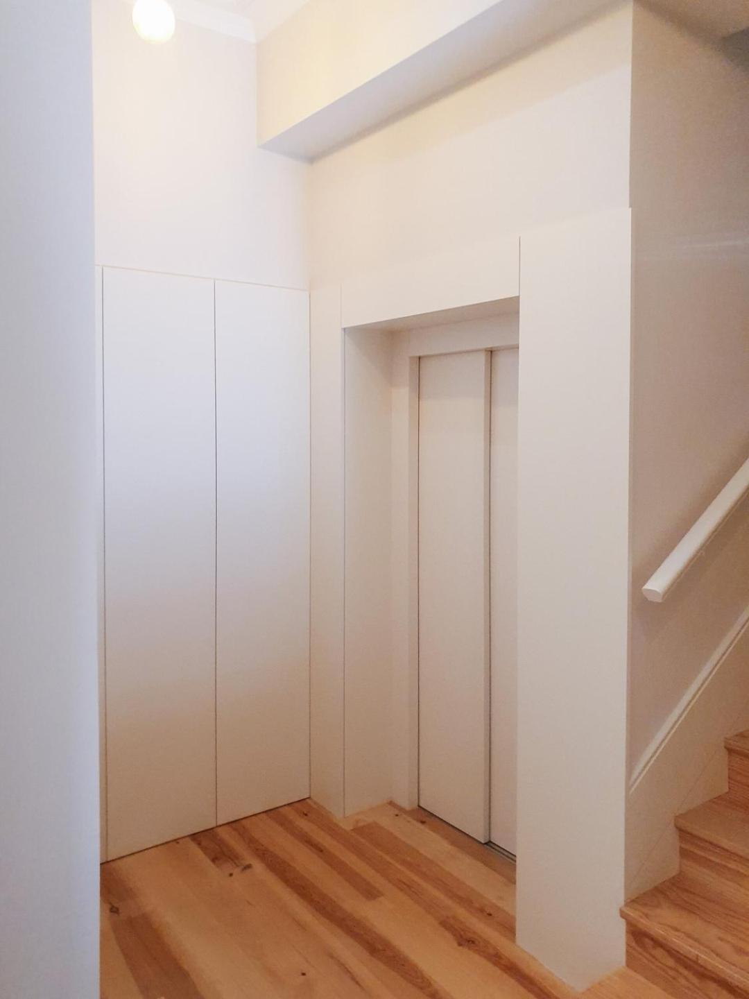 Classic Loft In Fully Renewed Building At Batalha * Porto